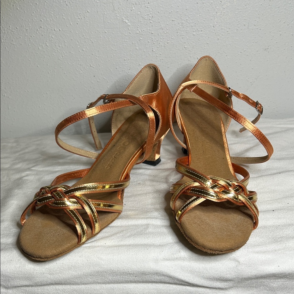 Elegant Copper and Gold indoor performance ballroom, dance shoes W10
